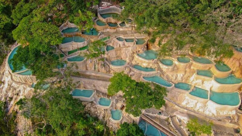 From Guanajuato: Tolantongo Caves Guided Private Tour - The Guides Role in Enhancing the Day