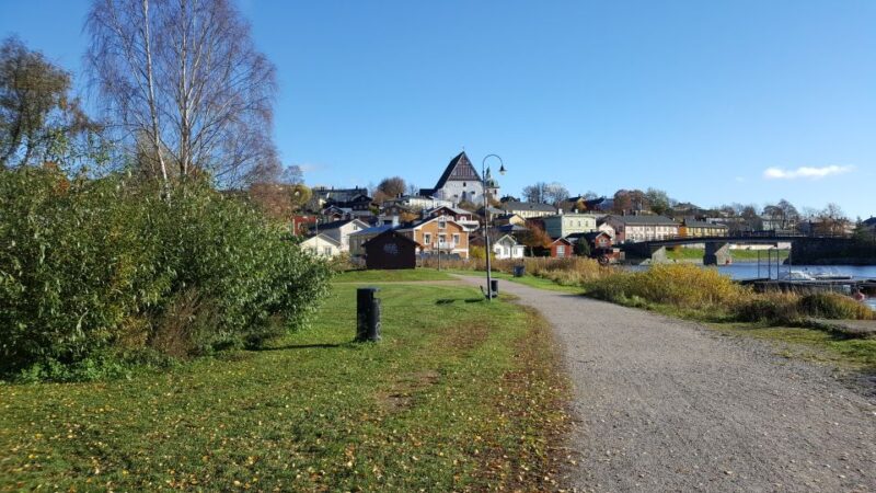 From Helsinki: Porvoo Guided Day Trip with Transportation - Expert Guides with Deep Finnish Knowledge