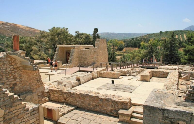 From Heraklion: Knossos and Lasithi Plateau Full-Day Tour - Visit the Monastery of Panagia Kera Kardiotissa