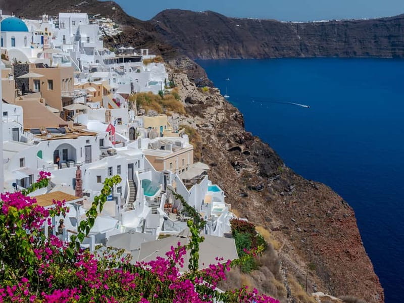 From Heraklion Santorini Guided Day Tour - Exploring Oia’s Traditional Charm and Views