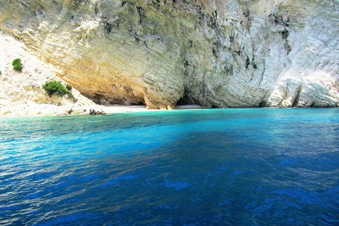 From Heraklion: Small group 6h Sunset Sailing trip to Dia Island - The Experience of the Crew and Guides