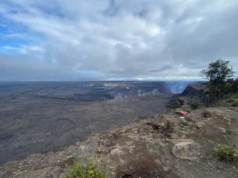 From Hilo: Guided Excursion with Volcanoes National Park - Explore Hawaii’s Iconic Natural Wonders on a Guided Tour from Hilo