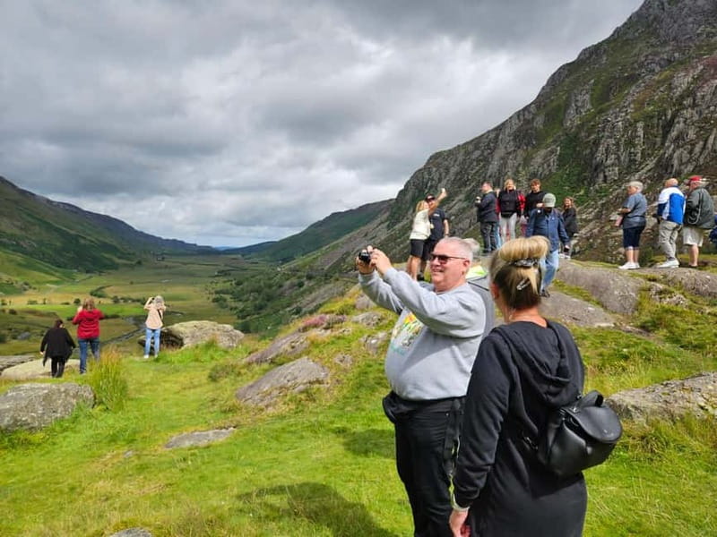 From Holyhead: North Wales Sightseeing Tour Shore Excursion - Comfortable Transportation and Expert Narration