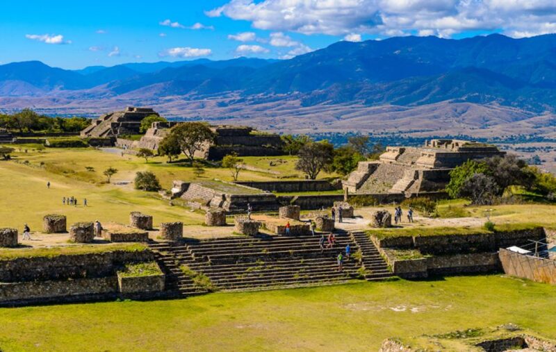 From Huatulco: 2 Days Excursion to Oaxaca City - Exploring the Grandeur of the Tule Tree