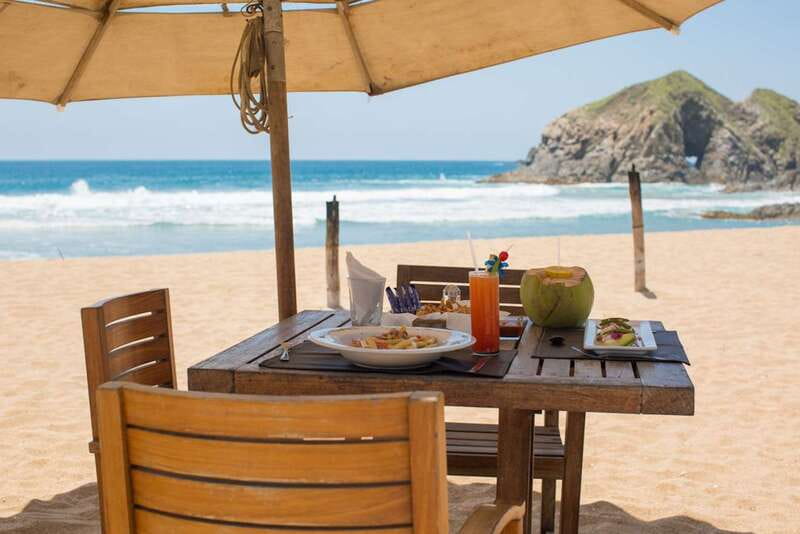 From Huatulco: Zipolite Nudist Beach Day Trip - Relax at the Zipolite Beach Club