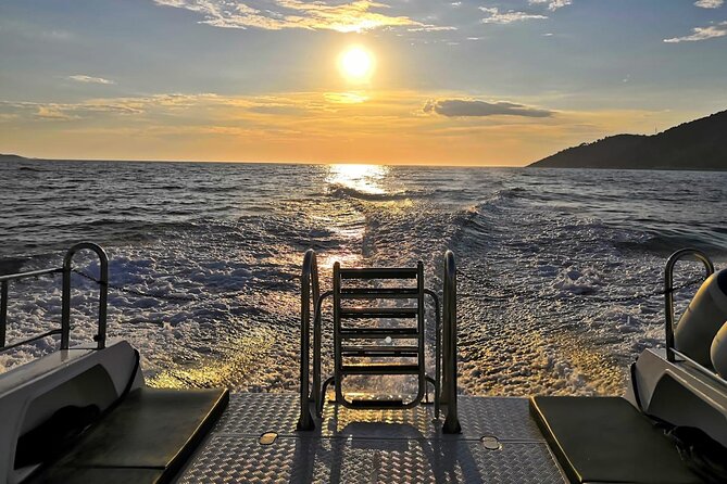 From Hvar: Unforgettable Tour to The Island Vis and Blue Cave - Onboard Comforts and Additional Amenities