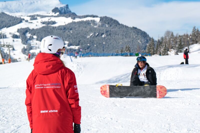 From Interlaken: Grindelwald Beginners Snowboarding Lesson - Equipment and Clothing Considerations
