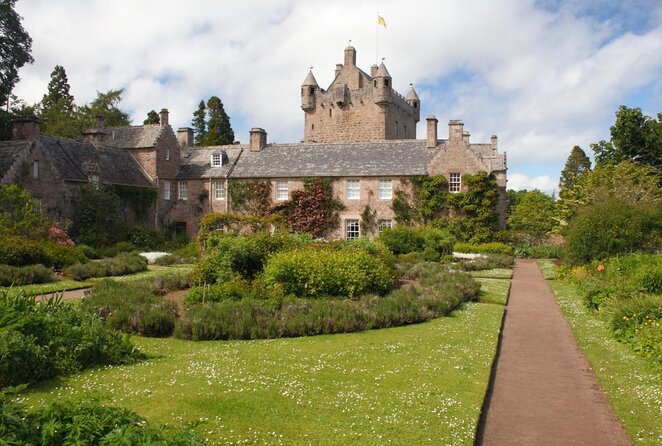 From Inverness visit Loch Ness, Culloden & Cawdor Castle Day Tour - Key Points