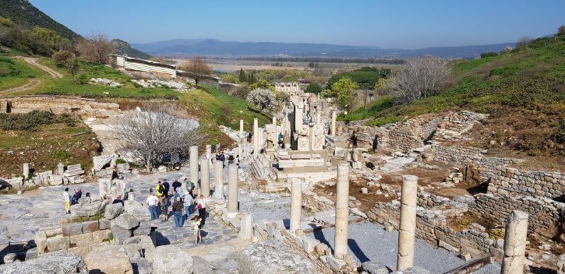 From Istanbul: Ephesus & irince Day Trip w/ Wine Tasting - Exploring Ephesus: Ancient Ruins and Significant Landmarks