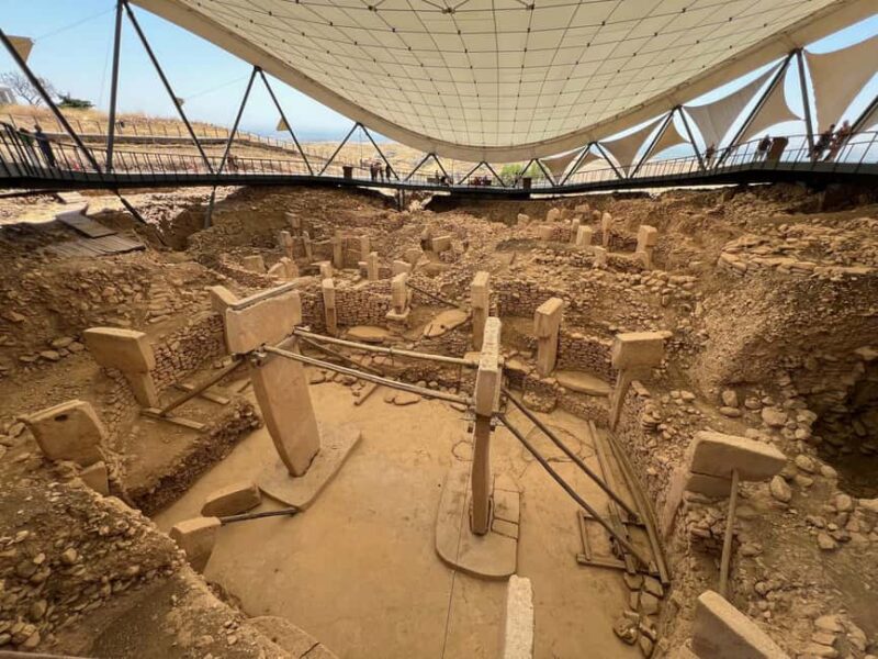 From Istanbul: Gobeklitepe and Harran Cultural & Food Tour - Exploring Göbekli Tepe: The Worlds Oldest Temple