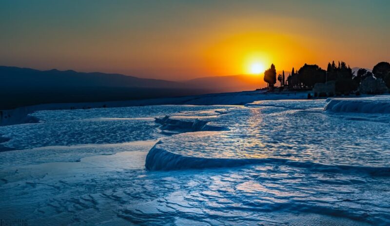From Istanbul: Guided Pamukkale Tour with Flight and Lunch - Experience the Wonders of Pamukkale in a Day from Istanbul for $511