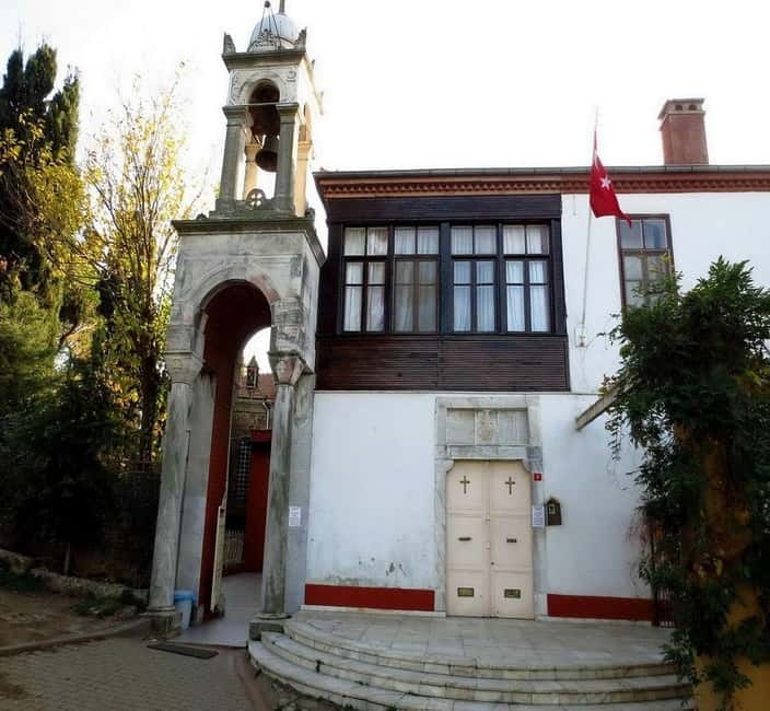 From Istanbul: Princes Island Tour with 2 Islands - Practicalities of the Tour Logistics and Group Size