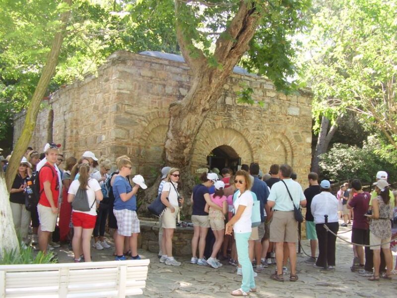 From Izmir: Ephesus Guided Day Trip with Transfer & Lunch - Pickup and Logistics in Izmir