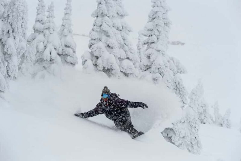 From Jackson: Grand Targhee Resort Round-Trip Ski Bus - Discovering the Unique Terrain at Grand Targhee Ski Resort