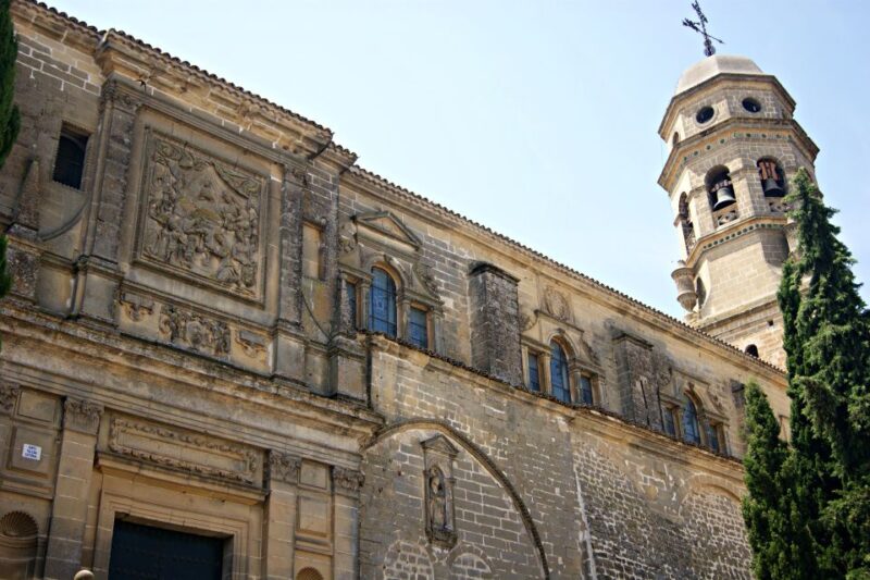 From Jaen: Day Trip to Ubeda and Baeza - Exploring Baeza’s Golden Streets and Renaissance Buildings