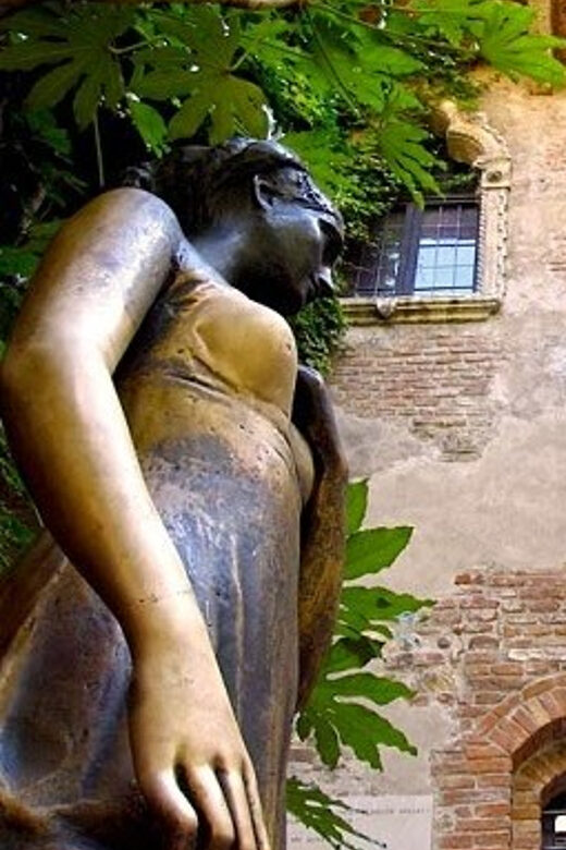 From Jesolo: Verona, Sirmione, and Lake Garda Full Day Tour - The Guides and Customer Service Experience