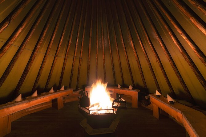 From Kakslauttanen:Northern Lights tour to Lake Inari, inc dinner - Warm Clothing and Shoes Provided for Comfort