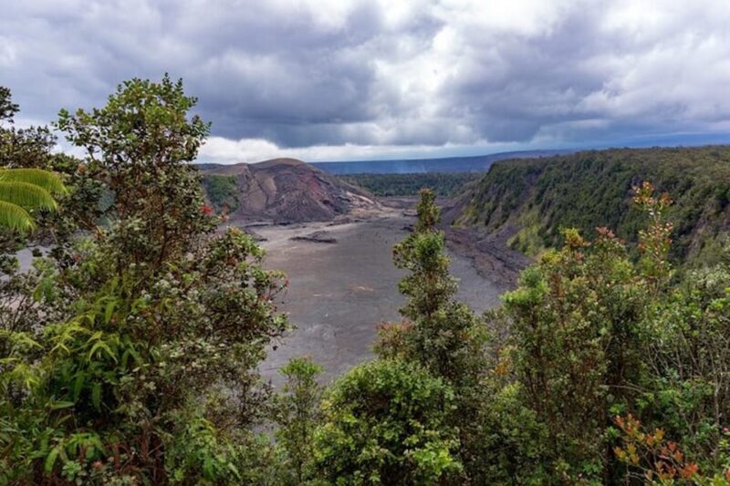 From Kauai: Hawaii Volcanoes National Park Experience - Witnessing Active Steam Vents and Lava Tube