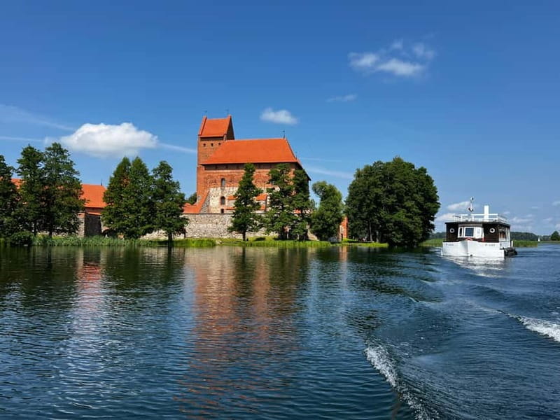 From Kaunas: Rumsiskes open air museum and Trakai castle - Key Points