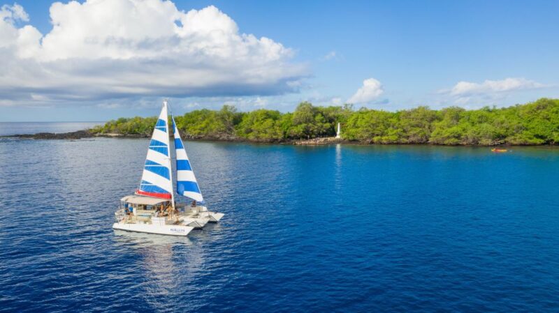 From Keauhou Bay: Snorkel Cruise to Captain Cook's Monument - Scenic Views of Kona Coast and Lava Flows