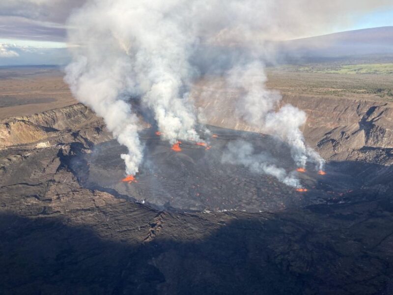 From Kona: Volcano & Waterfall Tour, Small Group - Exploring Hawaii Volcanoes National Park