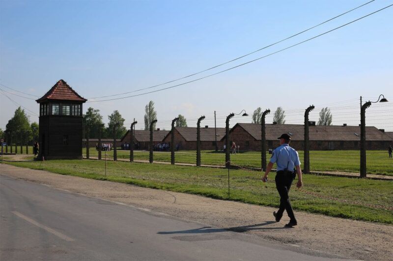 From Krakow: Auschwitz Birkenau Small Group Tour with Pickup - The Comfort and Convenience of Transportation