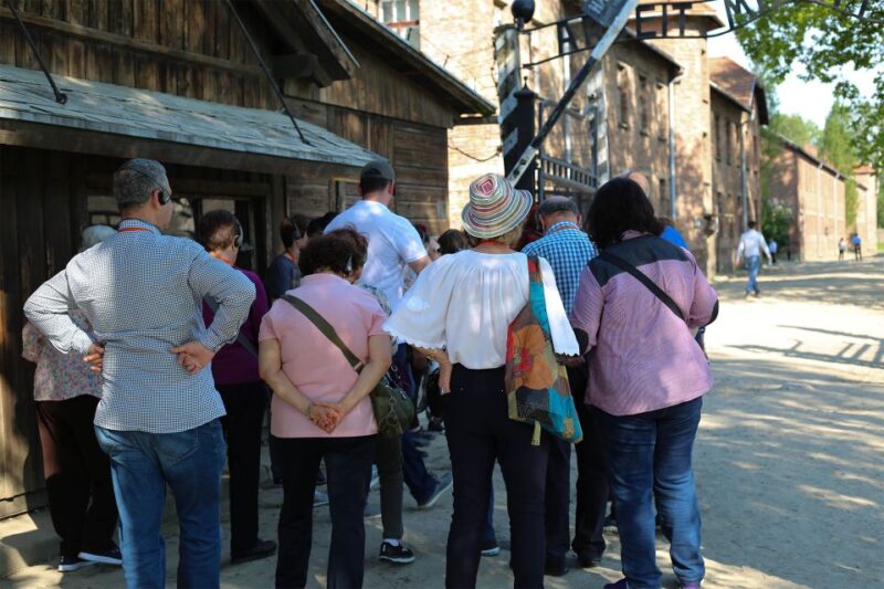 From Krakow: Auschwitz Birkenau Small Group Tour with Pickup - The Role of the Guides and Group Size