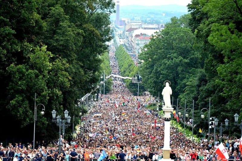 From Krakow: Czestochowa Monastery Private Tour - Exploring the Treasury and its Votive Offerings
