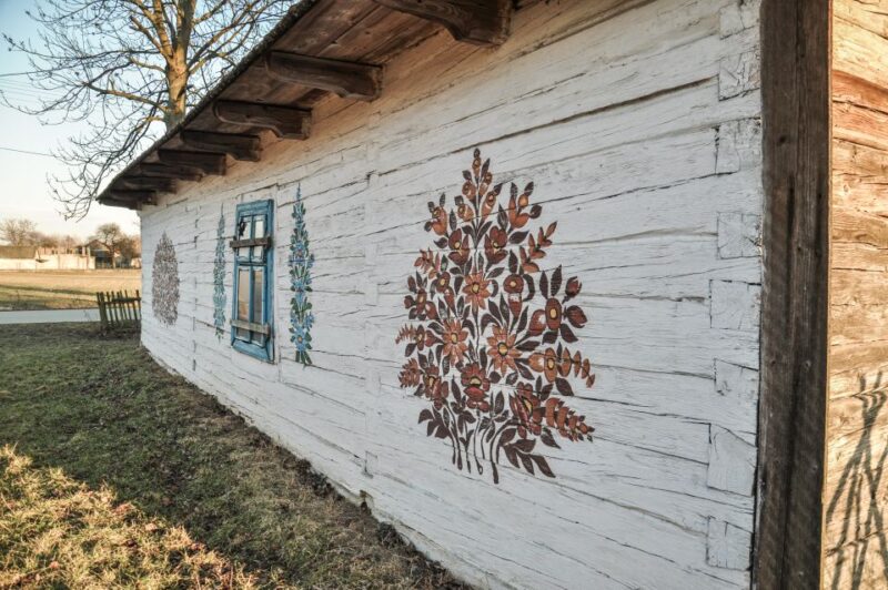 From Krakow: Guided Tour of Zalipie - Comfortable Transportation from Krakow to Zalipie