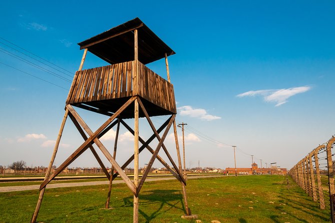 From Krakow: Live Guided Tour Auschwitz-Birkenau - Visiting Auschwitz I and Auschwitz II-Birkenau