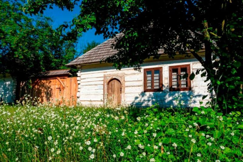 From Krakow: Tokarnia Ethnographic Park  Private Day Trip - Exploring the Charm of Tokarnia Ethnographic Park from Krakow