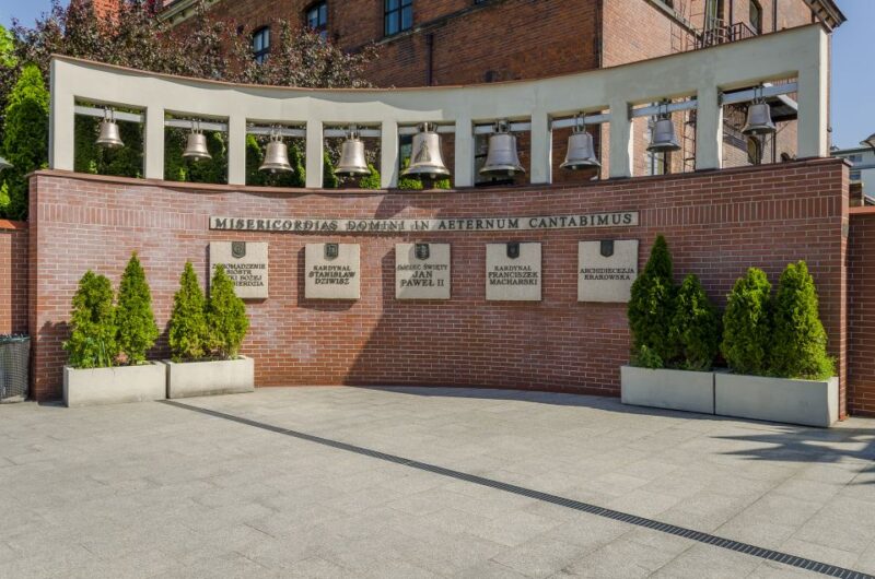 From Krakow: Wadowice & Sanctuary of Divine Mercy Tour - Guided Tour of the John Paul II Family Home