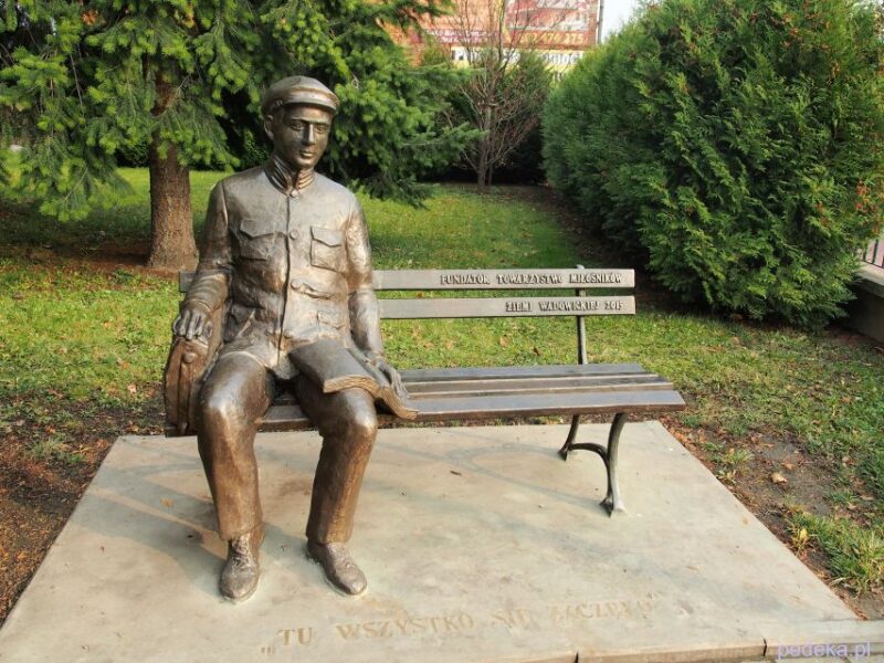 From Krakow: Wadowice & Sanctuary of Divine Mercy Tour - Expert Guides and Audio Support