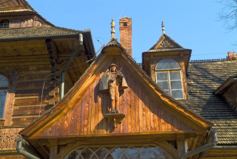 From Krakow: Zakopane and the Tatra Mountains - Exploring Zakopane’s Old Town and Architectural Gems