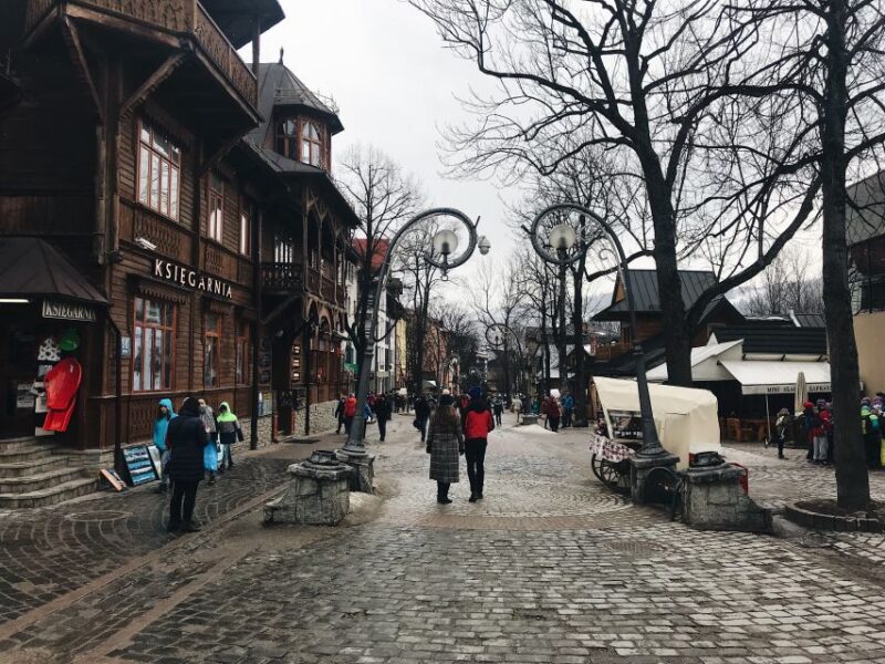 From Krakow: Zakopane & Hot Springs Day Tour - Relaxing in the Chocholow Thermal Baths