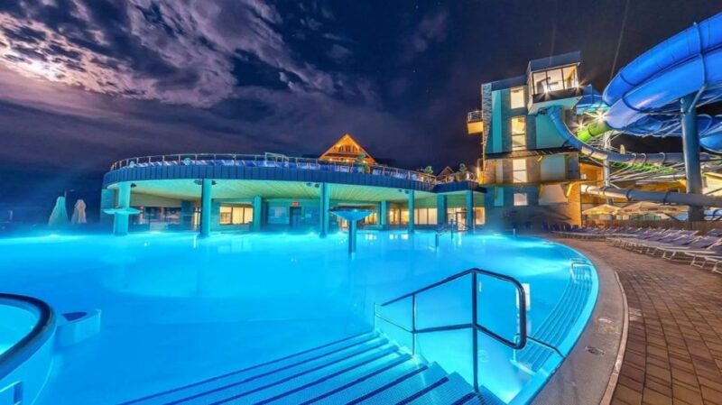 From Krakow: Zakopane & Thermal Springs Day Trip with Pickup - Logistics: Convenience and Group Size