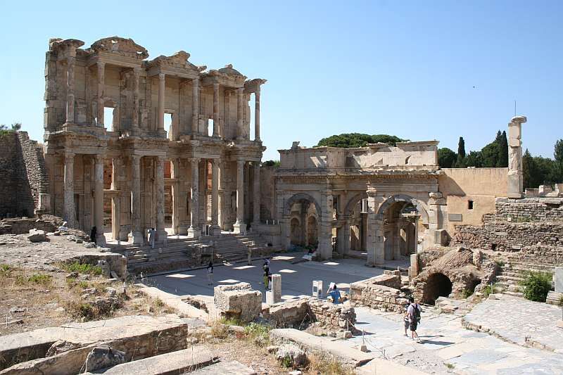 From Kusadasi or Izmir: Ephesus Private Tour - Exploring the Greek Temple of Artemis: One of the 7 Wonders