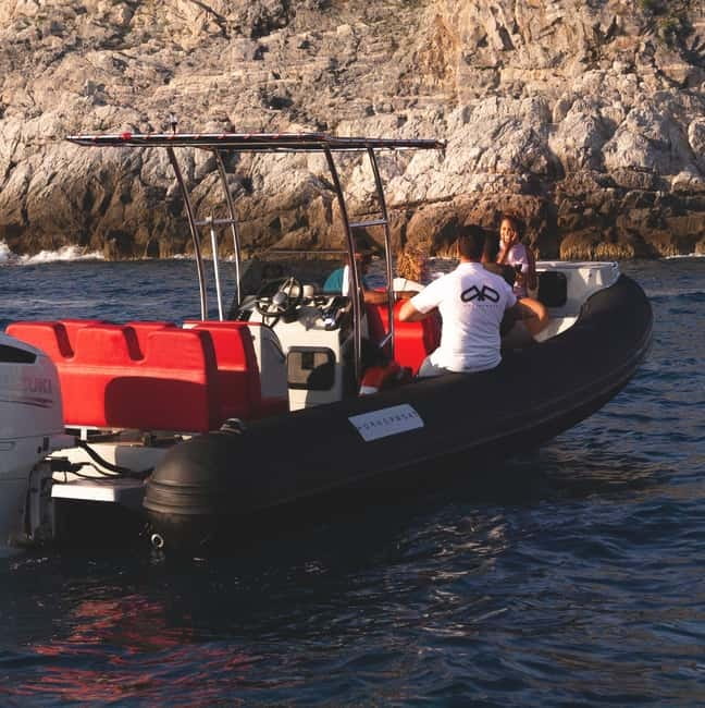 From La Spezia: Portovenere Islands Golden Hour Boat Tour - The Sunset Aperitivo and Onboard Atmosphere