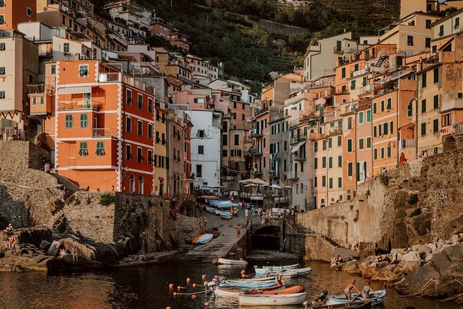 From La Spezia: The Sunset Cinque Terre Boat Tour - Enjoying an Italian Aperitif on the Return