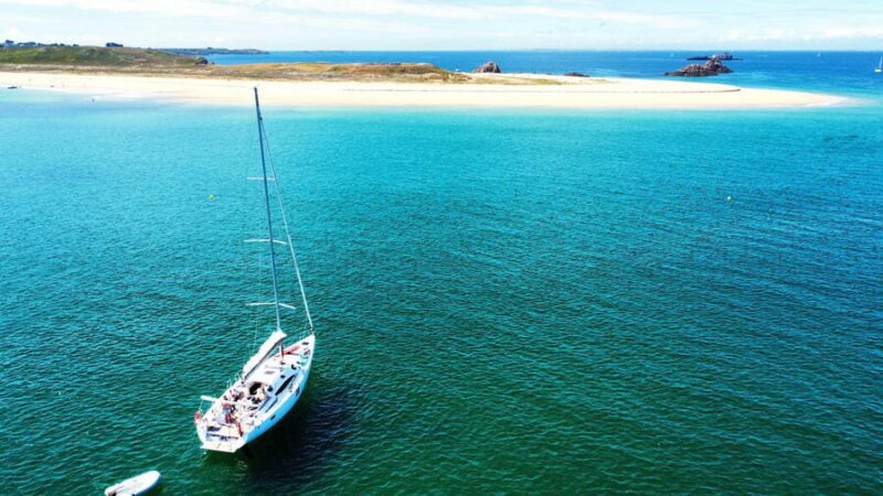 From La Trinité to Houât: a relaxing getaway on a private sailboat - Practical Details: What’s Included and What to Bring