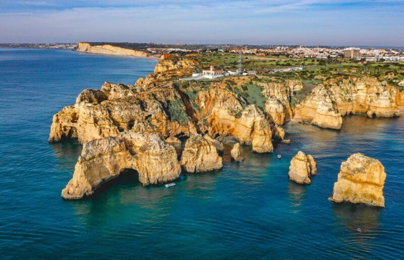 From Lagos: Cruise to the Caves of Ponta da Piedade - Guides’ Expertise and Engaging Narration