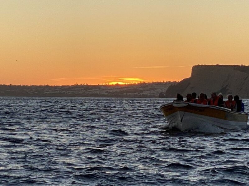 From Lagos: private Ponta da Piedade Sunset Cruise - Sunset Over the Atlantic: A Moment of Pure Beauty