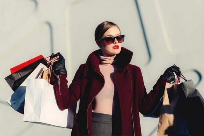 From Lake Como or Milan: Serravalle VIP shopping and Wine Tasting - Gavi Wine Tasting in a Prestigious Villa