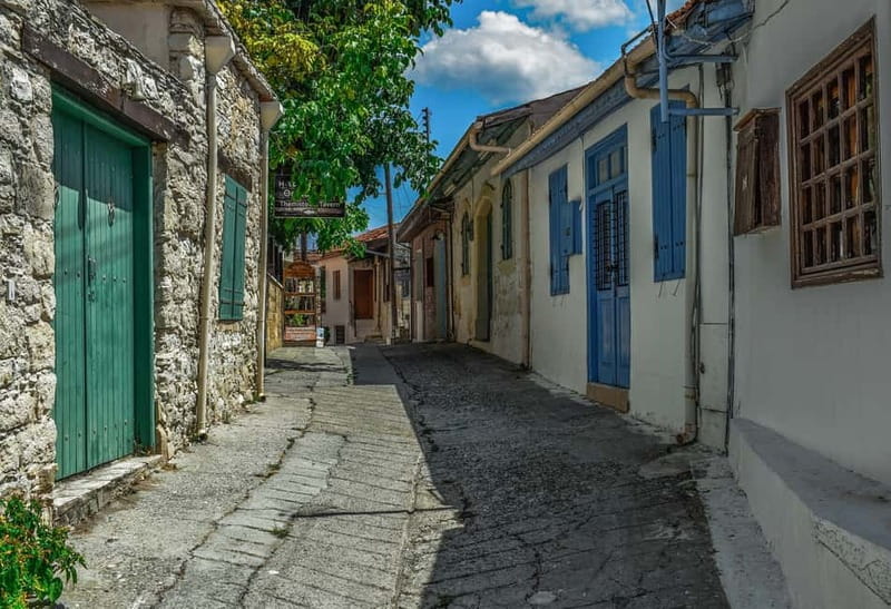 From Larnaca: Grand Tour Jeep Safari - Exploring Cyprus Villages: Pano Lefkara and Omodos