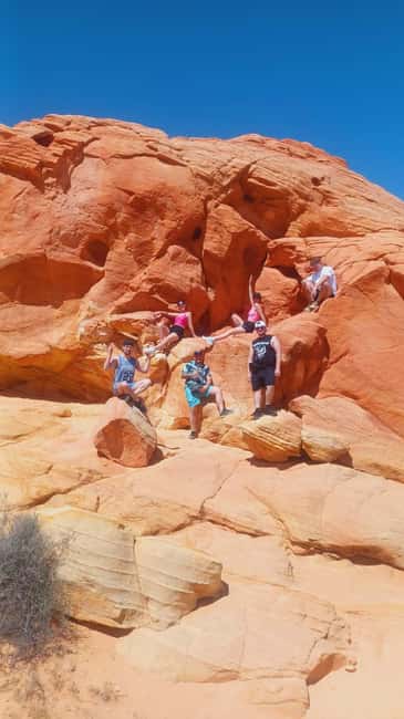 From Las Vegas: Valley of Fire Full-Day Guided Tour w/ Lunch - Lunch Break at Seven Sisters Picnic Area