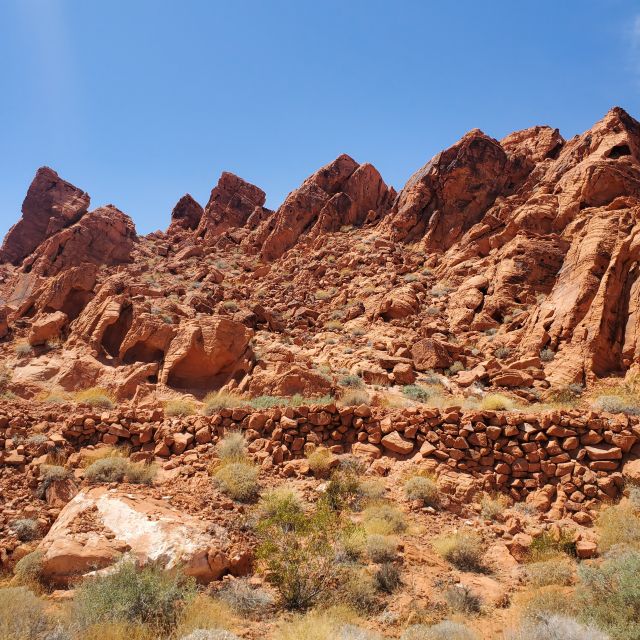 From Las Vegas: Valley of Fire Small Group Tour - Exploring the Iconic Beehives and Elephant Rock Formations