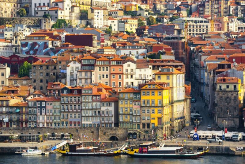 From Lisboa: Porto Private Full Day Tour - Port Wine Cellar Visit or Boat Tour