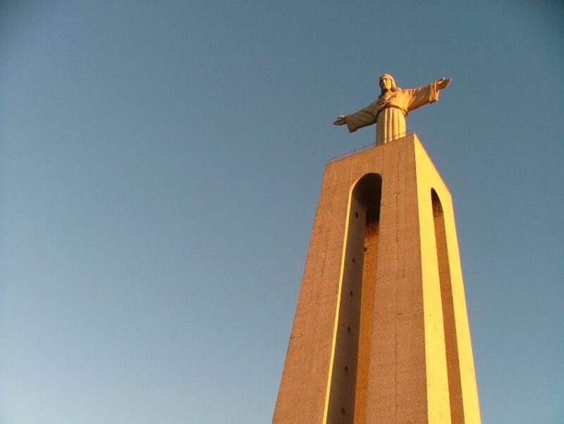 From Lisbon: 5-Day Private Portugal Tour - Key Points