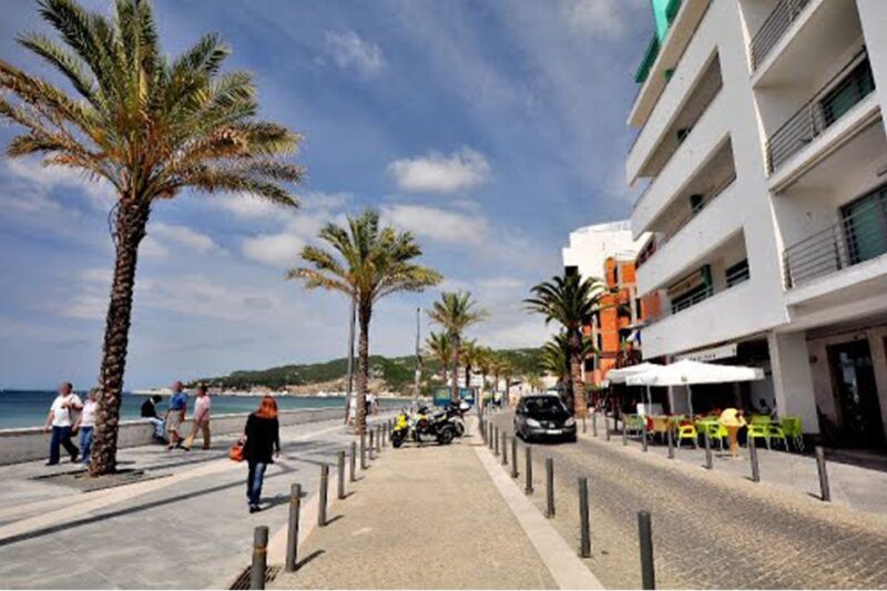From Lisbon: Arrabida Private Full-Day Wine Excursion - Admiring Lisbon from Cristo Rei and Crossing the 25 April Bridge