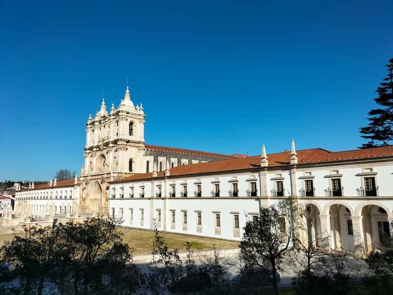 From Lisbon: Day Tour to Tomar, Batalha and Alcobaça UNESCOs - Optional Detour to Óbidos and Additional Flexibility